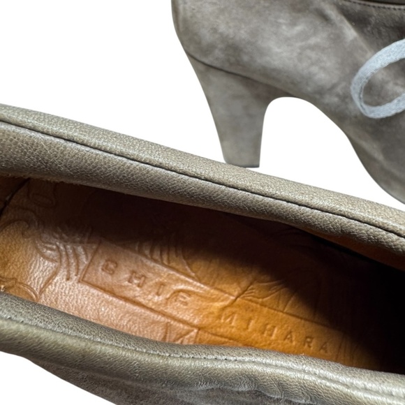 Chie Mihara Booties Heels Gray Suede - Picture 13 of 13